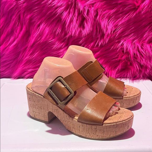 LADIES Gently Worn KORKS EASE SANDALS .. - Picture 2 of 9